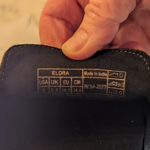 Black Elora Leather Driver Loafers from Vionic - Picture 2 of 4